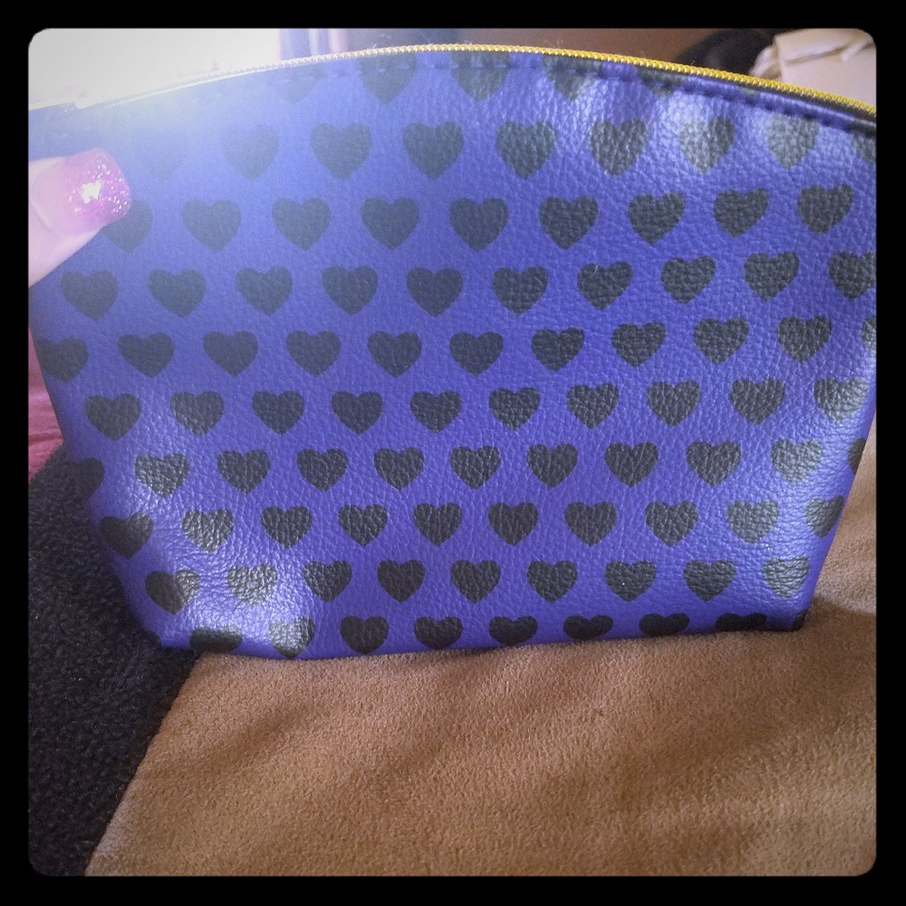 Ipsy makeup bag